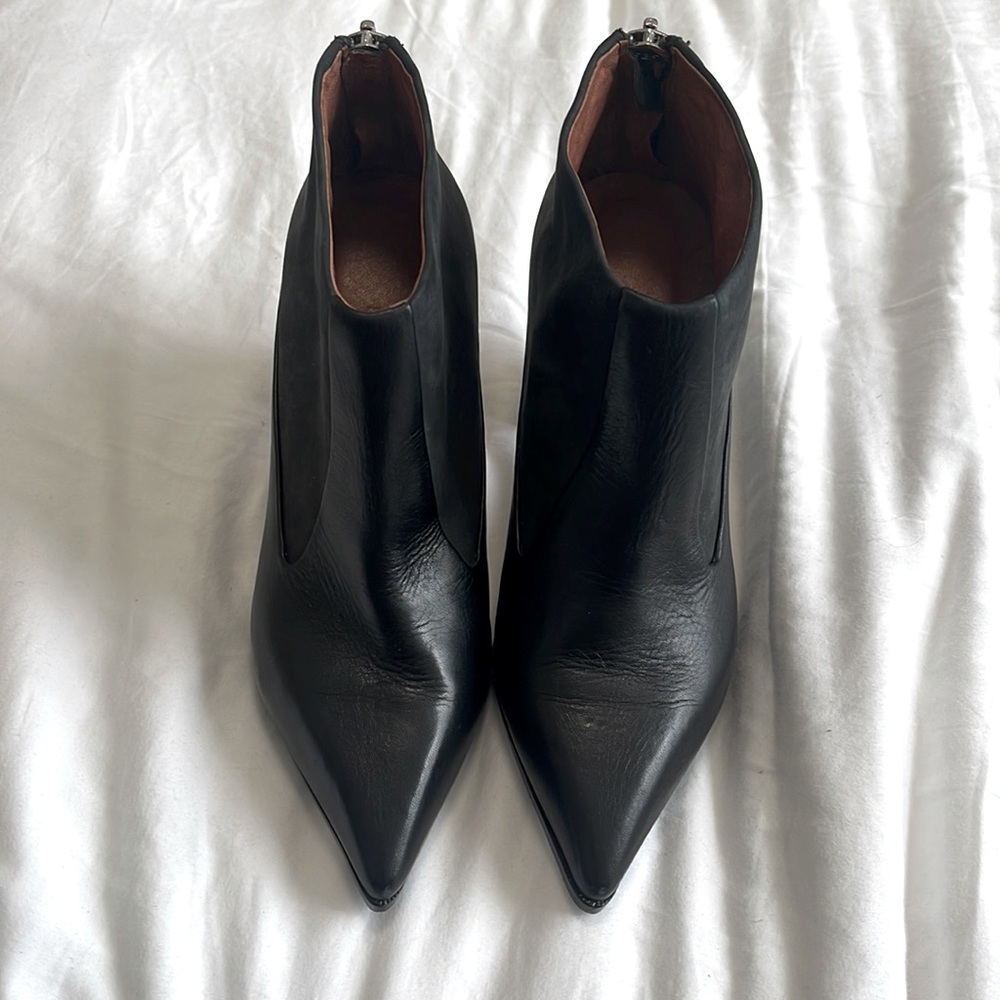 See By Chloe Black Leather Platform Booties with sliver details and back zip - Picture 1 of 5